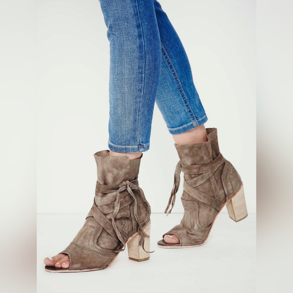Free People Daydream Heel Boot Size